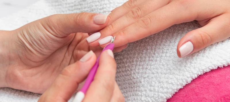 Manicure e Pedicure (Segunda e Quarta | 14h às 17h)