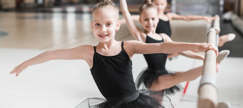 Ballet Infantil - Pré-school (04 e 05 anos | Terça e Quinta | 16 às 17h) 