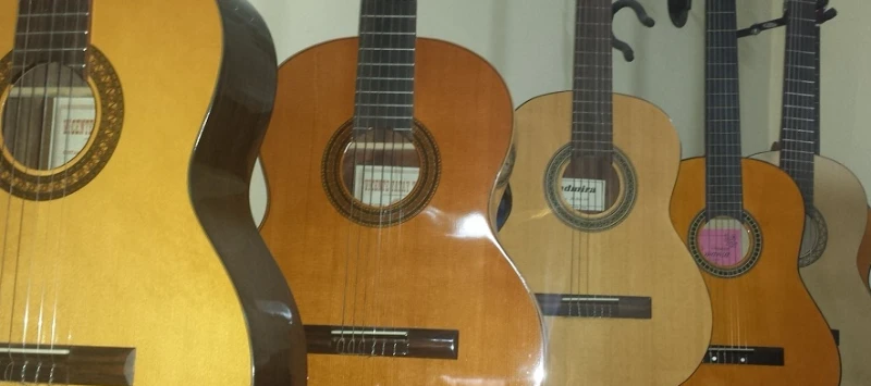 Violões em Camerata (Sexta-feira | 14h às 16h | a partir de 12 anos)