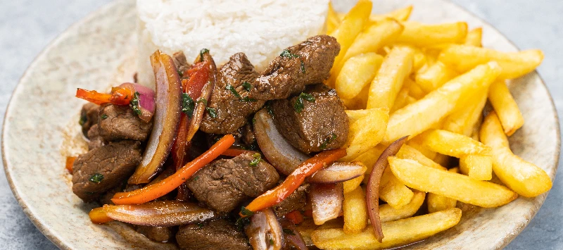 Oficina de Comidas Caseiras (Segunda a Quinta-feira | 14h às 16h30 | A partir de 15 anos)