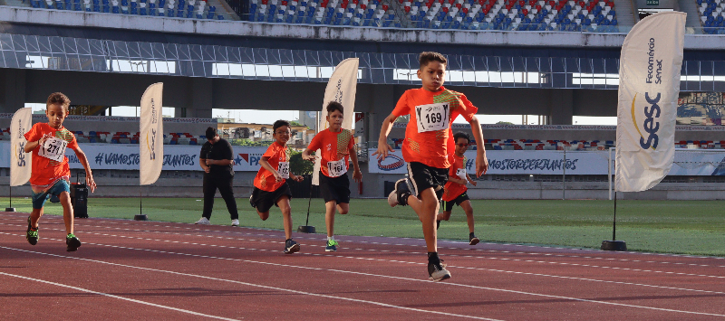 Mangueirão recebeu as provas Infantil e Infanto-juvenil do Circuito Sesc de Corridas