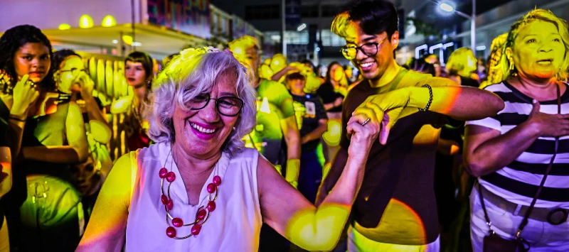 Jambu Arena estreia com casa cheia, música vibrante e solidariedade 