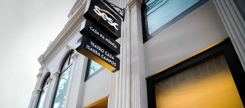 Sesc Teatro Isaura Campos completa um ano com programação especial 