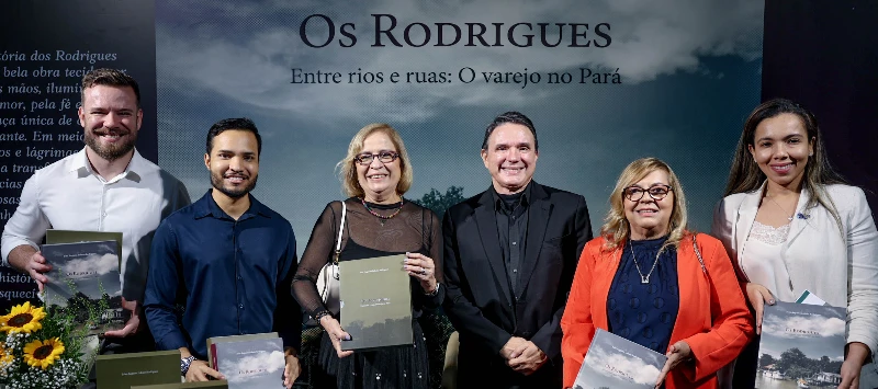 Lançamento oficial: Os Rodrigues. Entre rios e ruas: O varejo no Pará.
